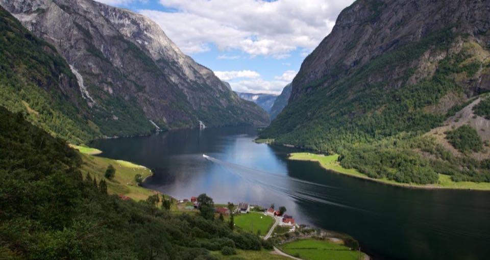 Scandinavia & Baltic Explorer 31Nights 32Days